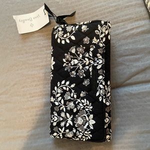 Vera Bradley wallet/crossbody